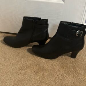 Laura Scott black ankle boots
